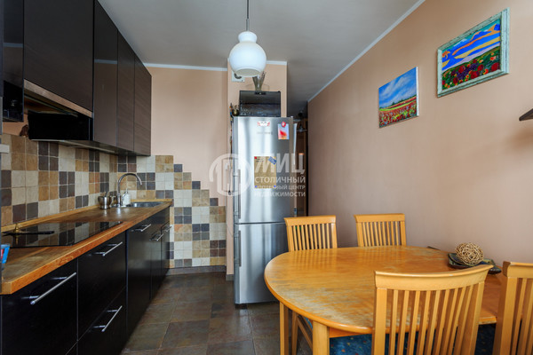 Продам однокомнатную (1-комн.) квартиру, Старобитцевская ул, 11, Москва г