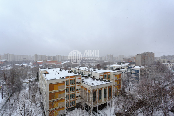 Продам однокомнатную (1-комн.) квартиру, Старобитцевская ул, 11, Москва г