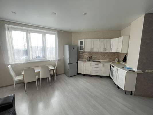 Продам двухкомнатную (2-комн.) квартиру, Бородинский б-р, 17, Подольск г