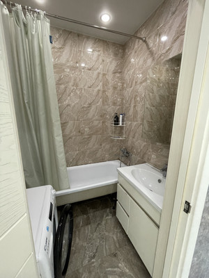 Продам двухкомнатную (2-комн.) квартиру, Бородинский б-р, 17, Подольск г