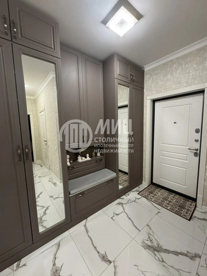 Продам трехкомнатную (3-комн.) квартиру, Заводская ул, 18к3, Нахабино рп