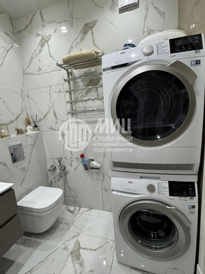 Продам трехкомнатную (3-комн.) квартиру, Заводская ул, 18к3, Нахабино рп