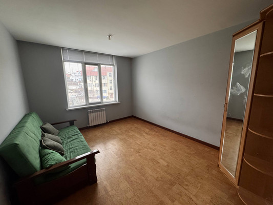 Продам трехкомнатную (3-комн.) квартиру, 8-я Щель ул, 30, Цемдолина с