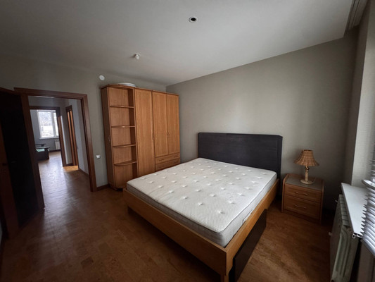 Продам трехкомнатную (3-комн.) квартиру, 8-я Щель ул, 30, Цемдолина с