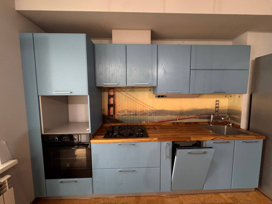 Продам трехкомнатную (3-комн.) квартиру, 8-я Щель ул, 30, Цемдолина с