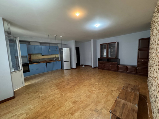 Продам трехкомнатную (3-комн.) квартиру, 8-я Щель ул, 30, Цемдолина с