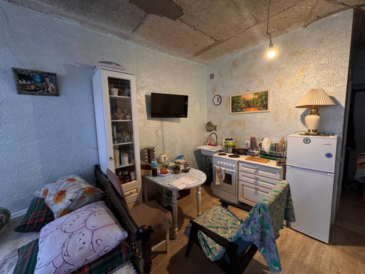 Продам однокомнатную (1-комн.) квартиру, Мартовский пер, 7к4, Цемдолина с