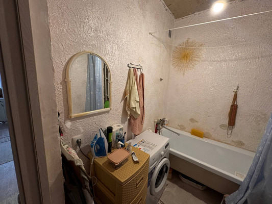 Продам однокомнатную (1-комн.) квартиру, Мартовский пер, 7к4, Цемдолина с