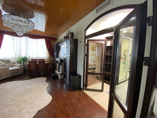 Продам двухкомнатную (2-комн.) квартиру, Вербовая ул, 11ка, Новороссийск г