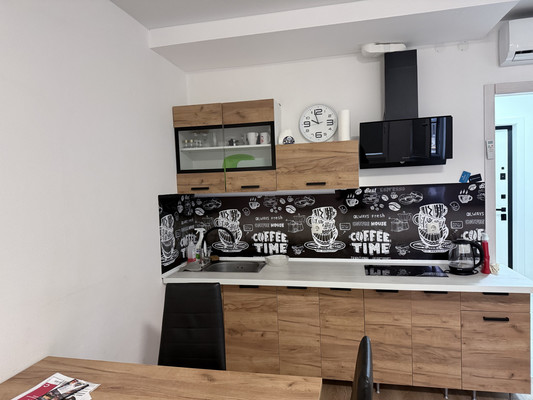 Продам однокомнатную (1-комн.) квартиру, Мурата Ахеджака ул, 3к1, Новороссийск г