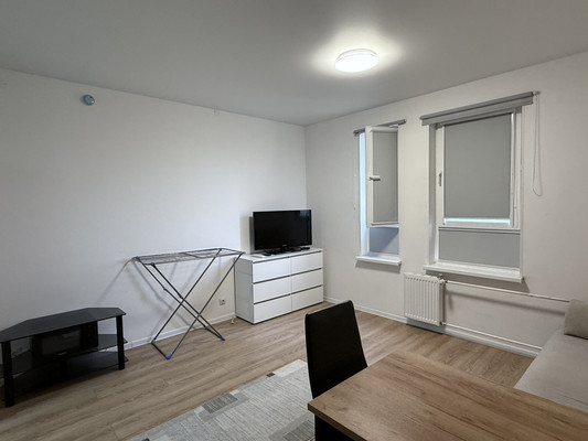 Продам однокомнатную (1-комн.) квартиру, Мурата Ахеджака ул, 3к1, Новороссийск г