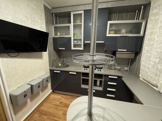 Продам трехкомнатную (3-комн.) квартиру, Шипиловская ул, 10, Москва г