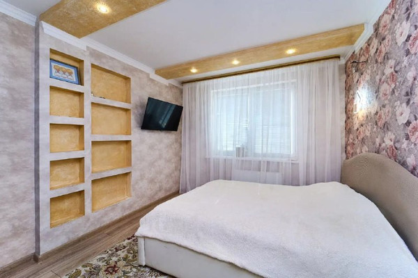 Продам однокомнатную (1-комн.) квартиру, Западный Обход ул, 65к1, Краснодар г