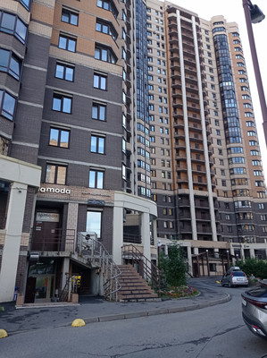 Продам однокомнатную (1-комн.) квартиру, Михаила Дудина ул, 10, Парголово п