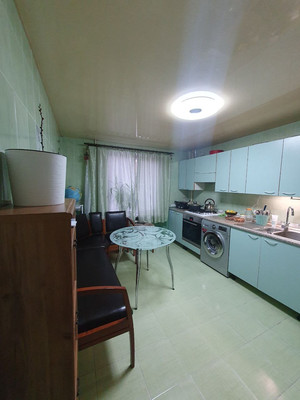 Продам трехкомнатную (3-комн.) квартиру, Чекистов пр-кт, 8, Краснодар г