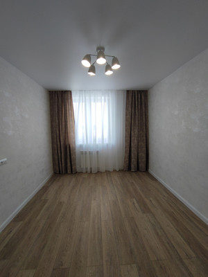 Продам двухкомнатную (2-комн.) квартиру, Самоцветы мкр, 8, Иваново г