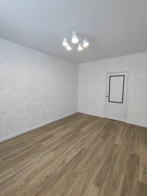 Продам двухкомнатную (2-комн.) квартиру, Самоцветы мкр, 8, Иваново г