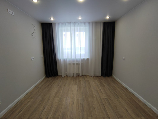 Продам двухкомнатную (2-комн.) квартиру, Самоцветы мкр, 8, Иваново г