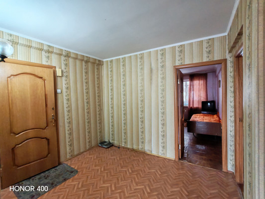 Продам трехкомнатную (3-комн.) квартиру, 9 Января ул, 179ка, Майкоп г