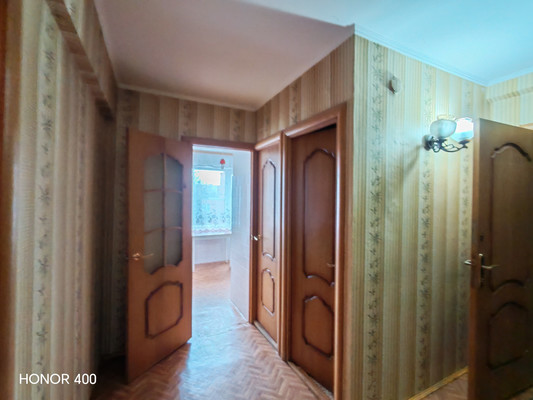 Продам трехкомнатную (3-комн.) квартиру, 9 Января ул, 179ка, Майкоп г