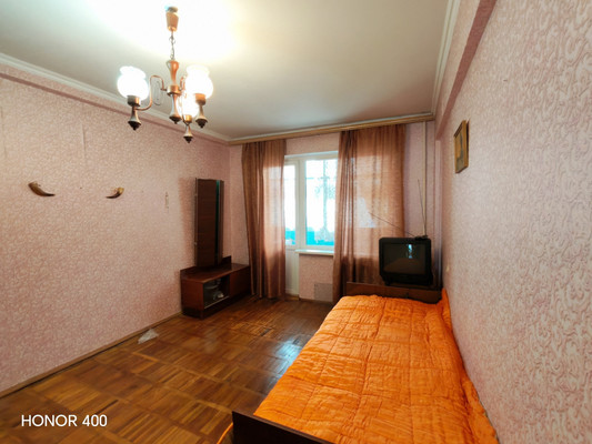 Продам трехкомнатную (3-комн.) квартиру, 9 Января ул, 179ка, Майкоп г