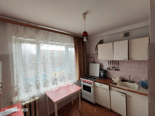 Продам трехкомнатную (3-комн.) квартиру, 9 Января ул, 179ка, Майкоп г