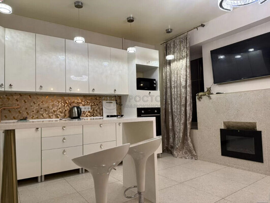 Продам однокомнатную (1-комн.) квартиру, 2-я Брестская ул, 43, Москва г