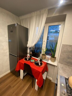 Продам двухкомнатную (2-комн.) квартиру, Студенческая ул, 16, Москва г