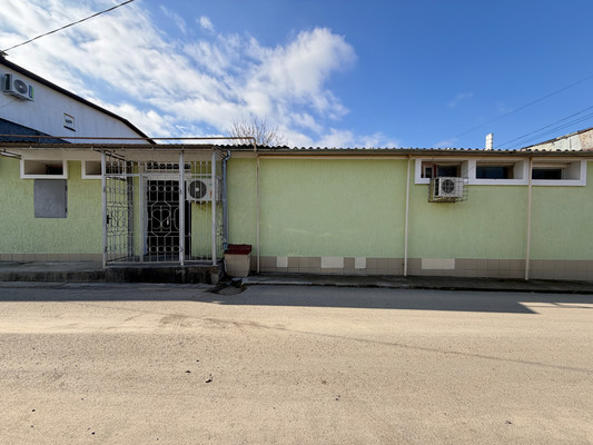 Продам склад 110,5 м2, Проездной пер, 1а, Симферополь г