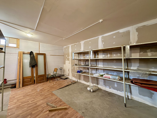 Продам склад 110,5 м2, Проездной пер, 1а, Симферополь г