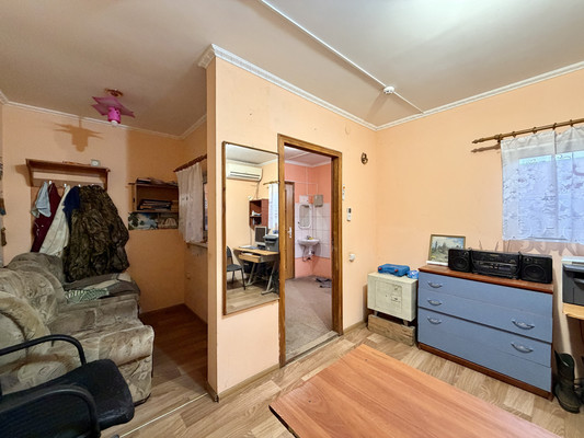 Продам склад 110,5 м2, Проездной пер, 1а, Симферополь г