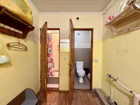 Продам склад 110,5 м2, Проездной пер, 1а, Симферополь г