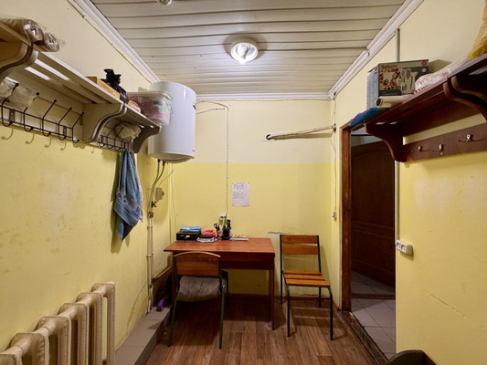 Продам склад 110,5 м2, Проездной пер, 1а, Симферополь г