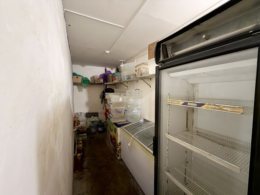 Продам склад 110,5 м2, Проездной пер, 1а, Симферополь г