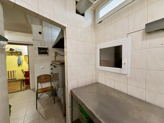 Продам склад 110,5 м2, Проездной пер, 1а, Симферополь г