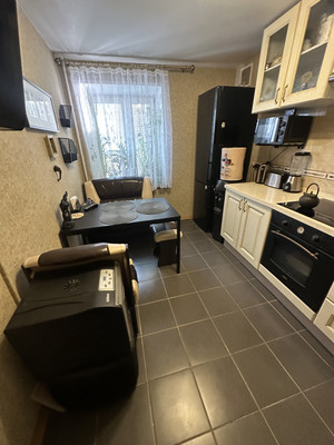 Продам двухкомнатную (2-комн.) квартиру, Римского-Корсакова ул, 14, Москва г