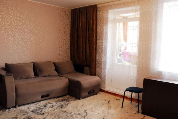 Продам двухкомнатную (2-комн.) квартиру, Соколовская ул, 80А, Красноярск г