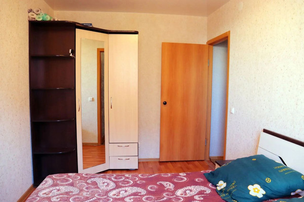 Продам двухкомнатную (2-комн.) квартиру, Соколовская ул, 80А, Красноярск г