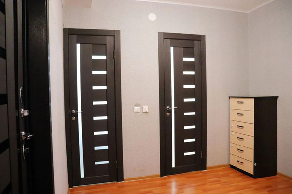 Продам двухкомнатную (2-комн.) квартиру, Соколовская ул, 80А, Красноярск г