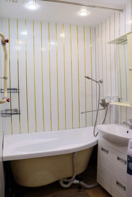 Продам двухкомнатную (2-комн.) квартиру, Соколовская ул, 80А, Красноярск г