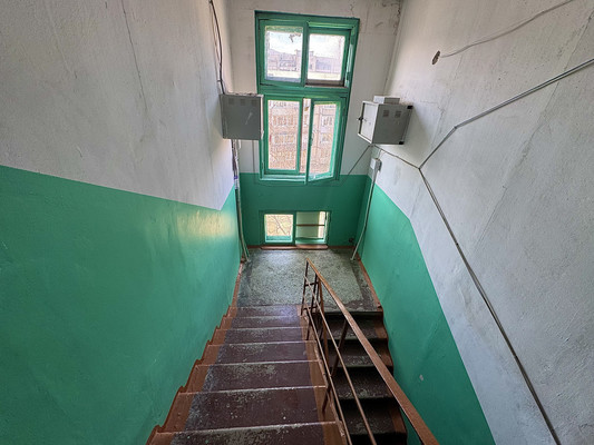 Продам трехкомнатную (3-комн.) квартиру, Постникова ул, 8, Фокино г