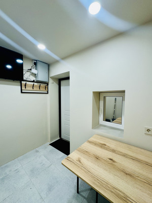 Продам коммерческое помещение 6 м2, Итальянская ул, 12Е, Санкт-Петербург г