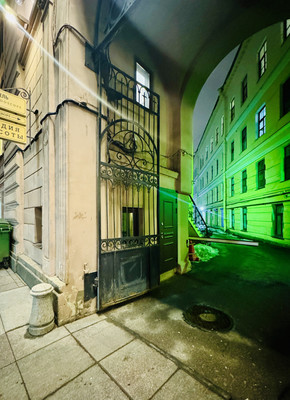 Продам коммерческое помещение 6 м2, Итальянская ул, 12Е, Санкт-Петербург г