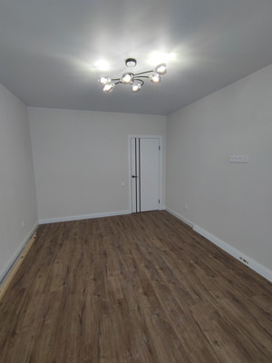 Продам двухкомнатную (2-комн.) квартиру, Самоцветы мкр, 8, Иваново г