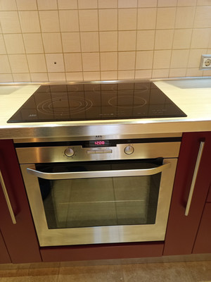 Продам трехкомнатную (3-комн.) квартиру, Ленина пр-кт, 47, Кириши г