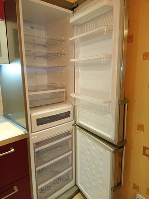 Продам трехкомнатную (3-комн.) квартиру, Ленина пр-кт, 47, Кириши г