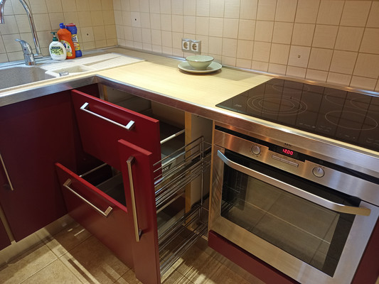 Продам трехкомнатную (3-комн.) квартиру, Ленина пр-кт, 47, Кириши г