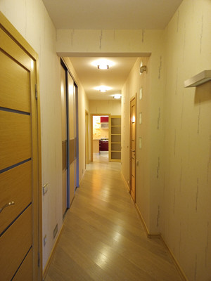 Продам трехкомнатную (3-комн.) квартиру, Ленина пр-кт, 47, Кириши г