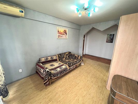 Продам двухкомнатную (2-комн.) квартиру, Димитрова ул, 148, Брянск г