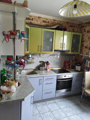 Продам трехкомнатную (3-комн.) квартиру, Пятилеток пр-кт, 3, Санкт-Петербург г